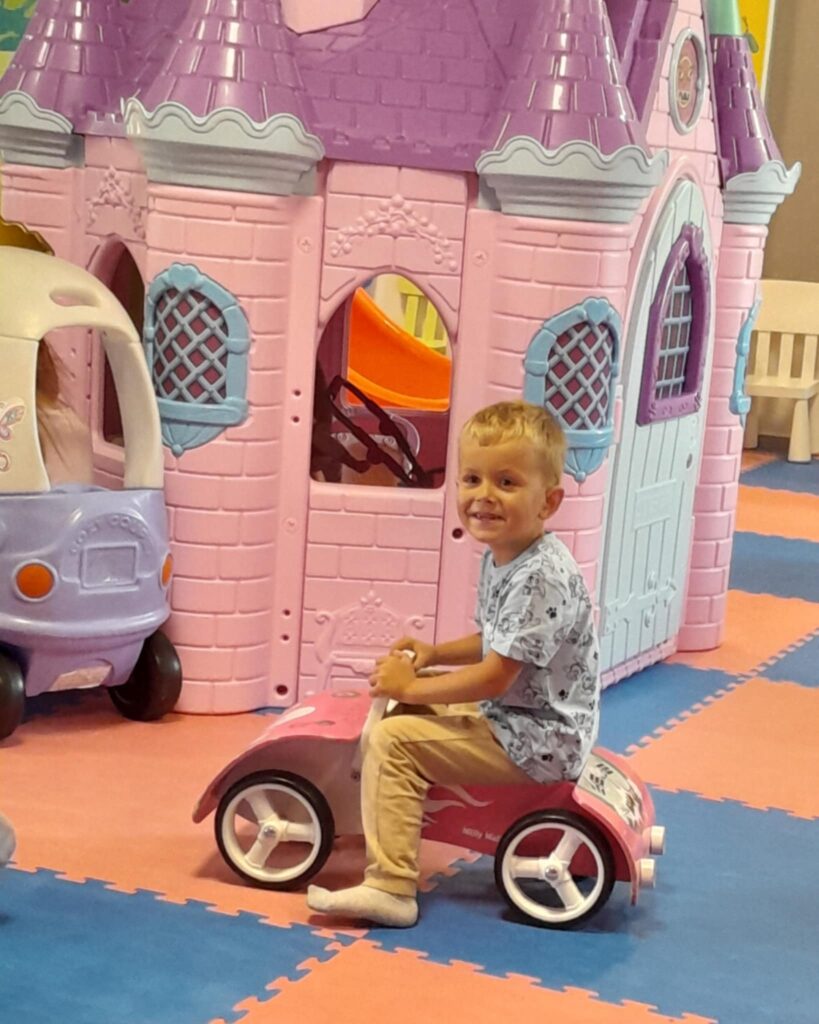 WYCIECZKA DO KIDSMANII