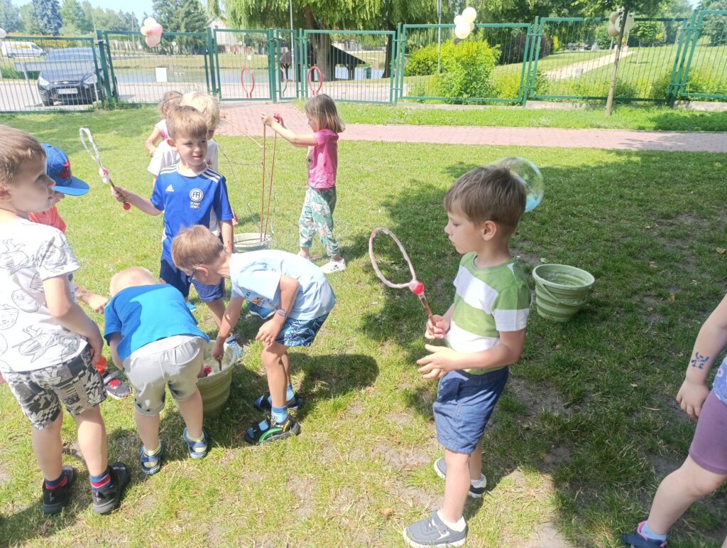DZIEŃ DZIECKA BIEDRONKI