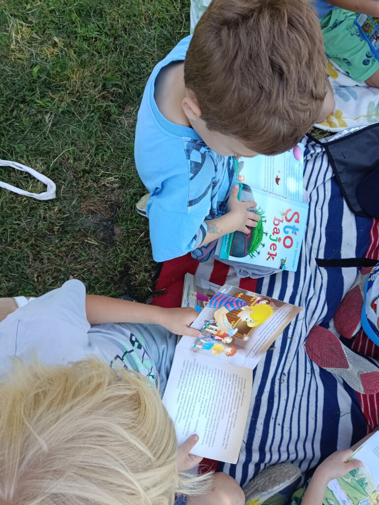 Międzynarodowa akcja ,,Czytanie na Polanie"