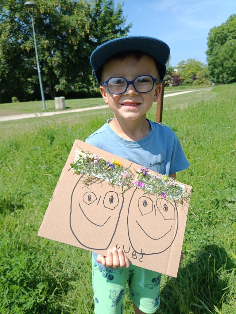 Wiewiórki na łące