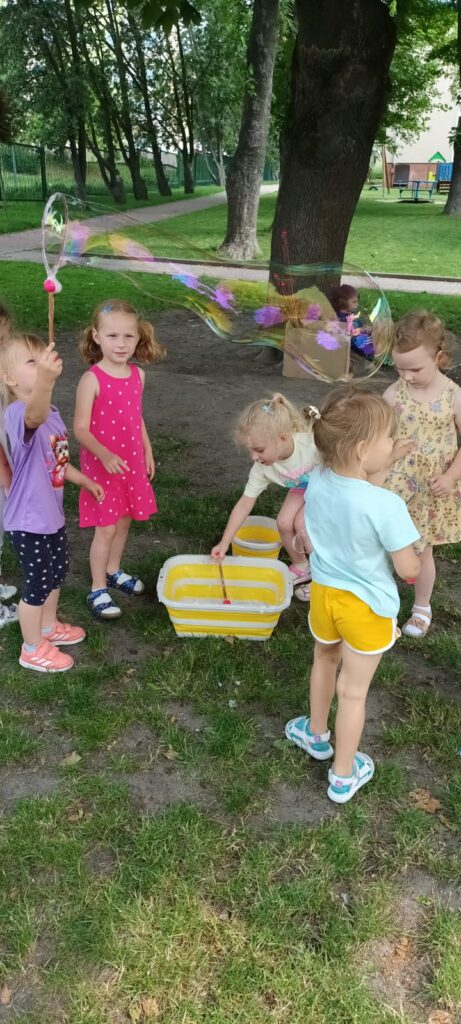 Dzień Dziecka w grupie ''Papużki''