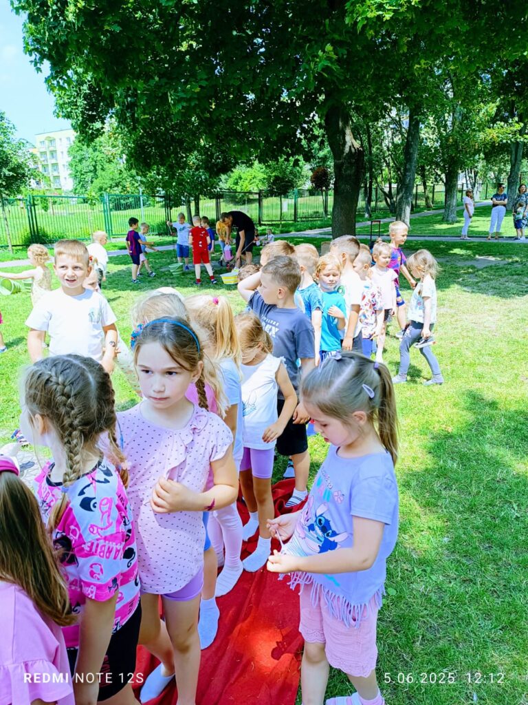 Dzień Dziecka grupa ''Żyrafki''