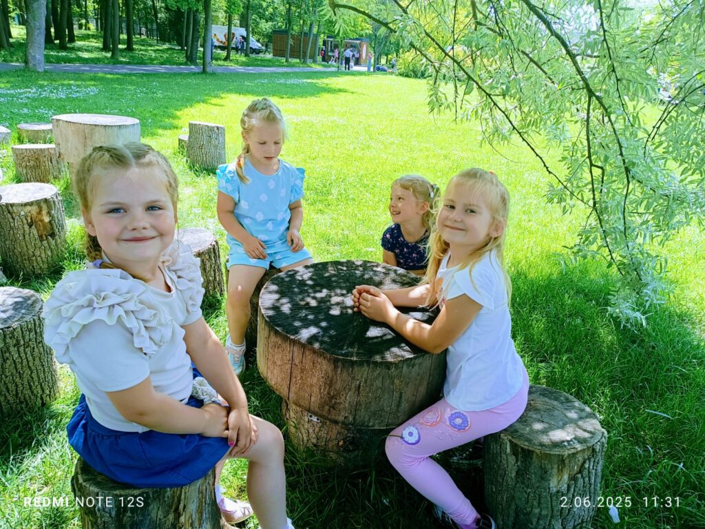 Wyprawa do Tężni Solankowej grupa ''Żyrafki''