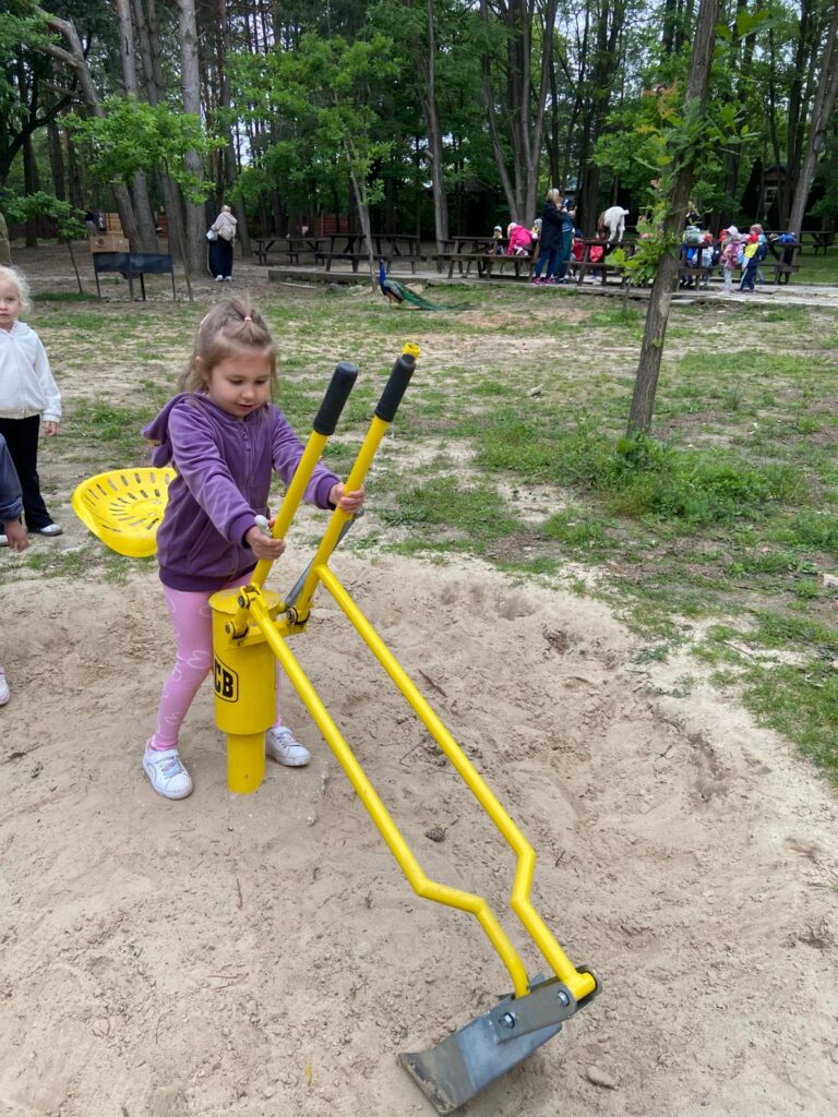 Wycieczka do ZOO ''Leśne zacisze'' grupa "Żyrafki"
