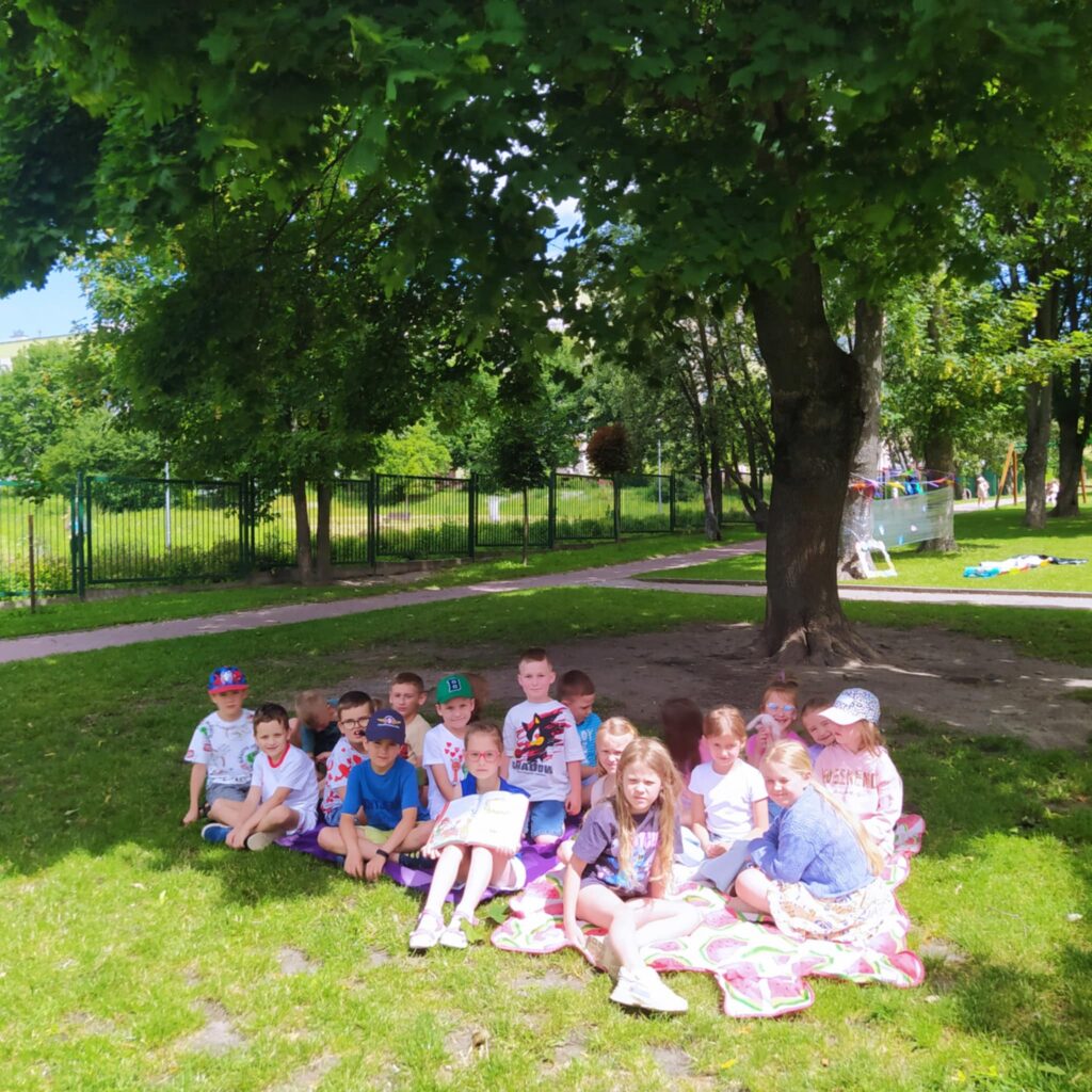 Czytanie na polanie
