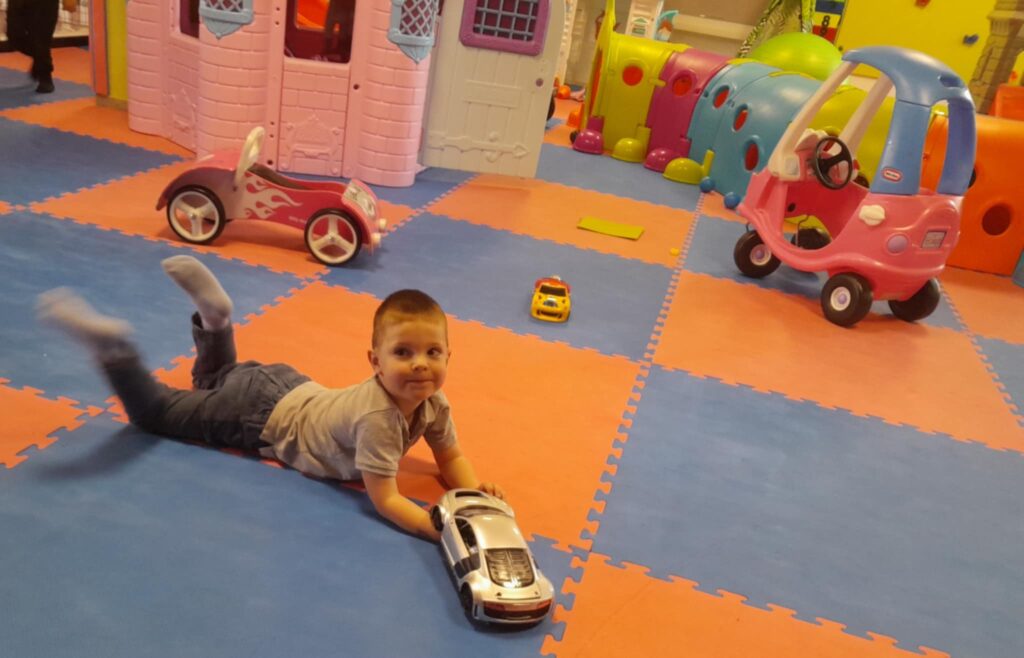 WYCIECZKA DO KIDSMANII