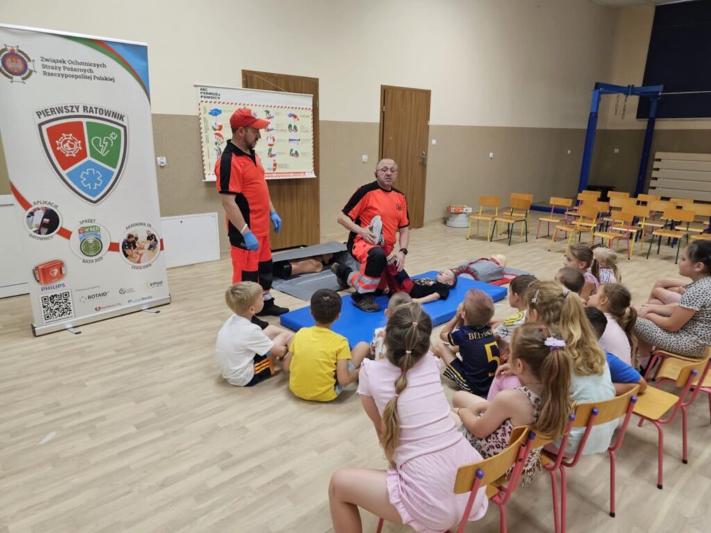 "Bezpieczne wakacje" - Spotkanie z Ratownikami Medycznymi 