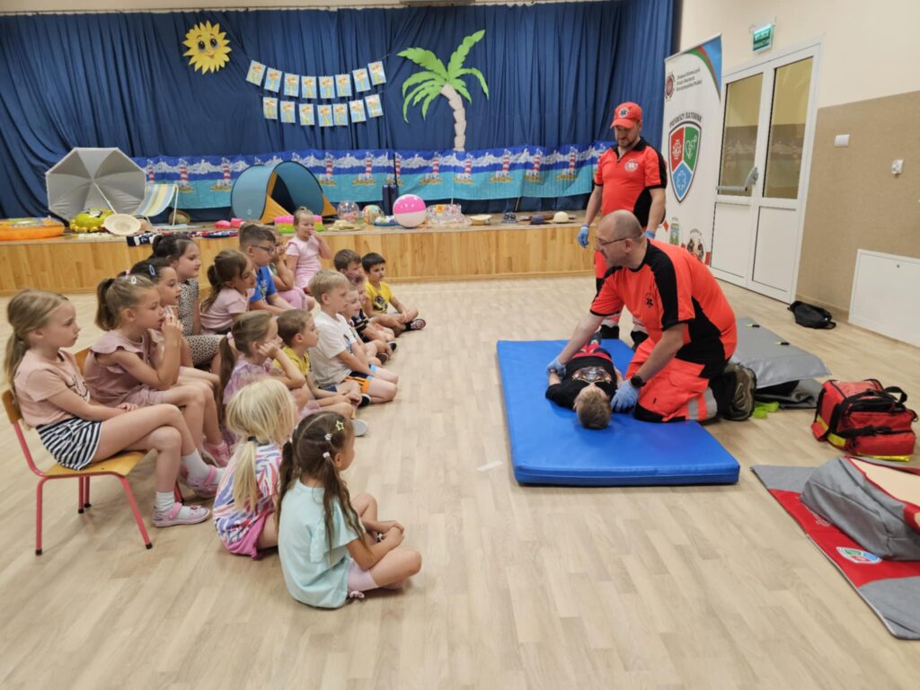 "Bezpieczne wakacje" - Spotkanie z Ratownikami Medycznymi 