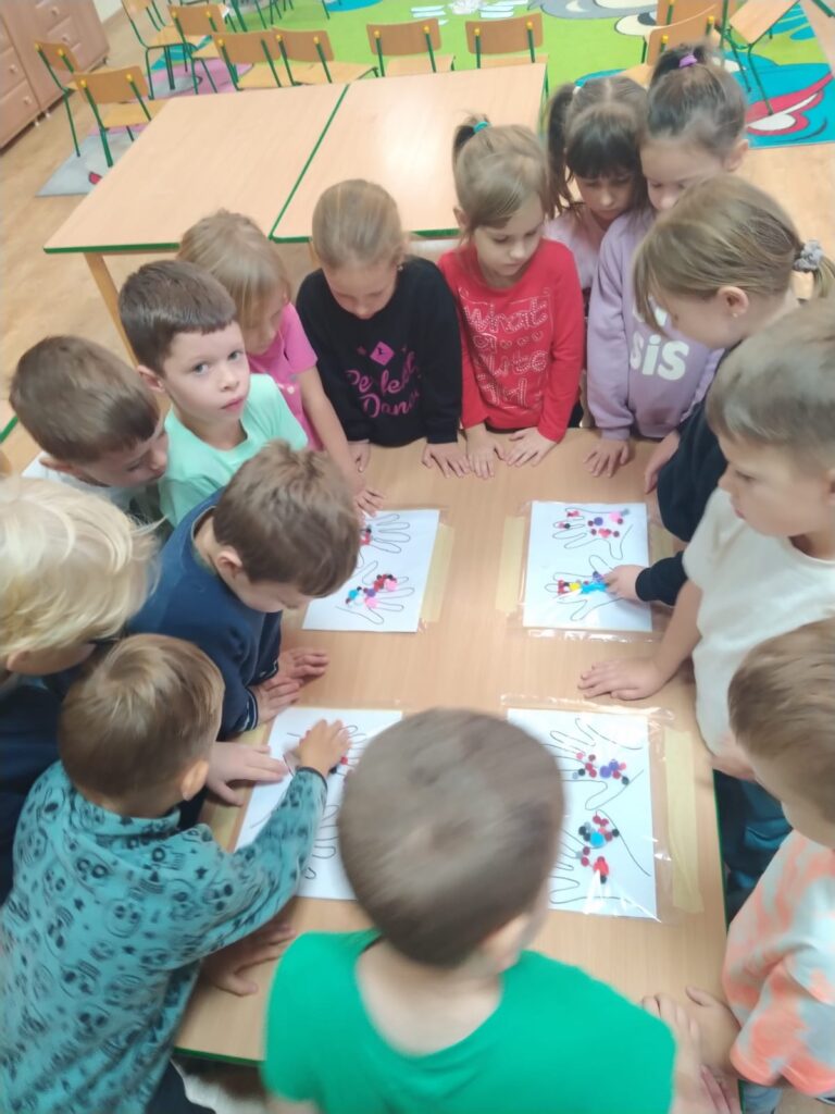 Dzień Mycia Rąk w grupie "Pszczółki".