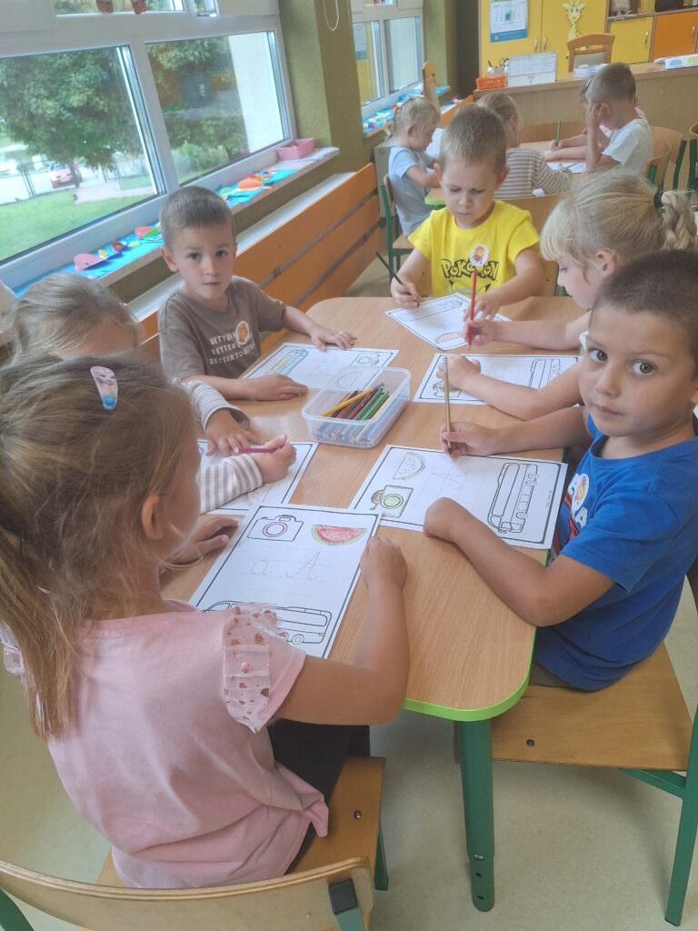 PROJEKT ALFABET LOGOPEDYCZNY - GRUPA ŻYRAFKI