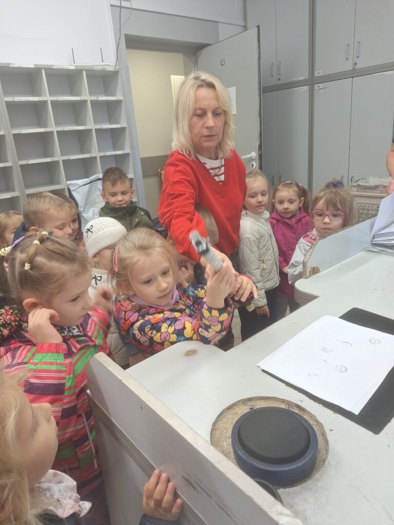 DZIEŃ POCZTY POLSKIEJ - GRUPA ŻYRAFKI