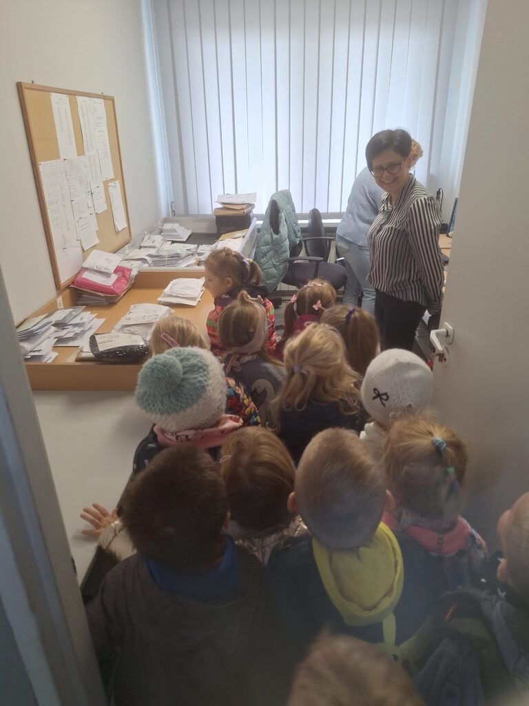 DZIEŃ POCZTY POLSKIEJ - GRUPA ŻYRAFKI