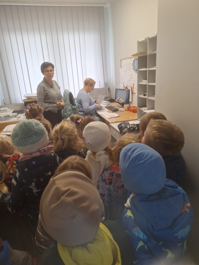 DZIEŃ POCZTY POLSKIEJ - GRUPA ŻYRAFKI