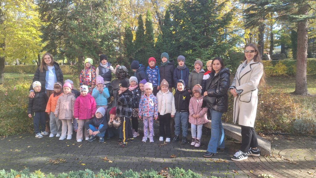 POZNAJEMY NASZE MIASTO