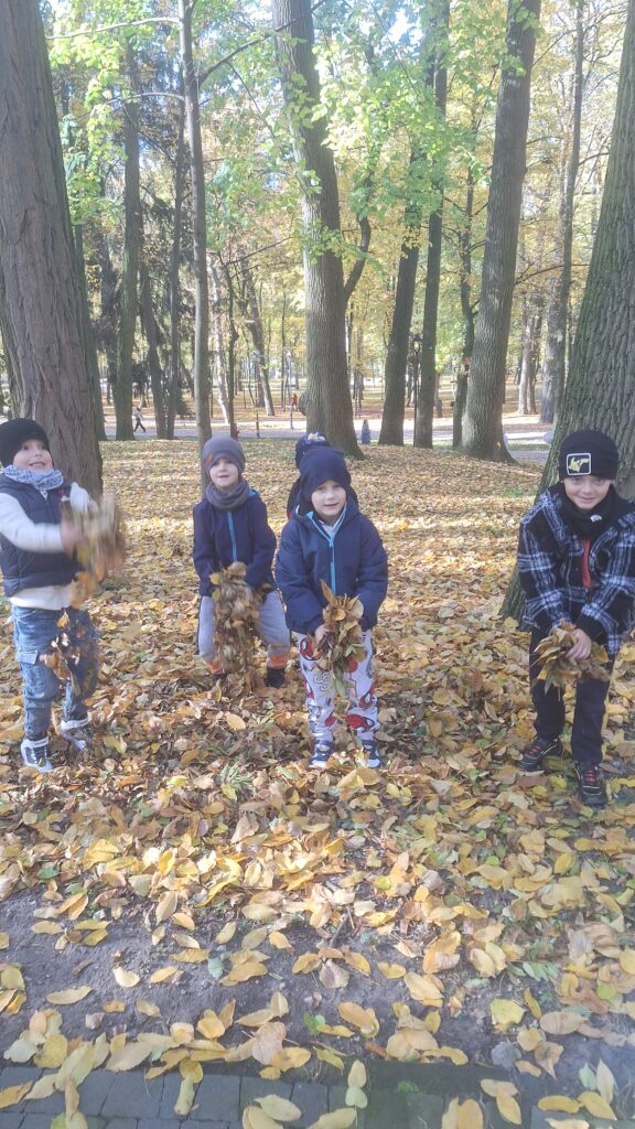 POZNAJEMY NASZE MIASTO