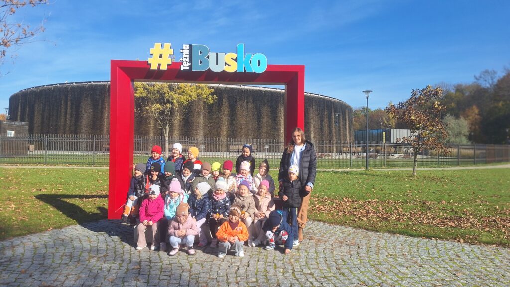 POZNAJEMY NASZE MIASTO