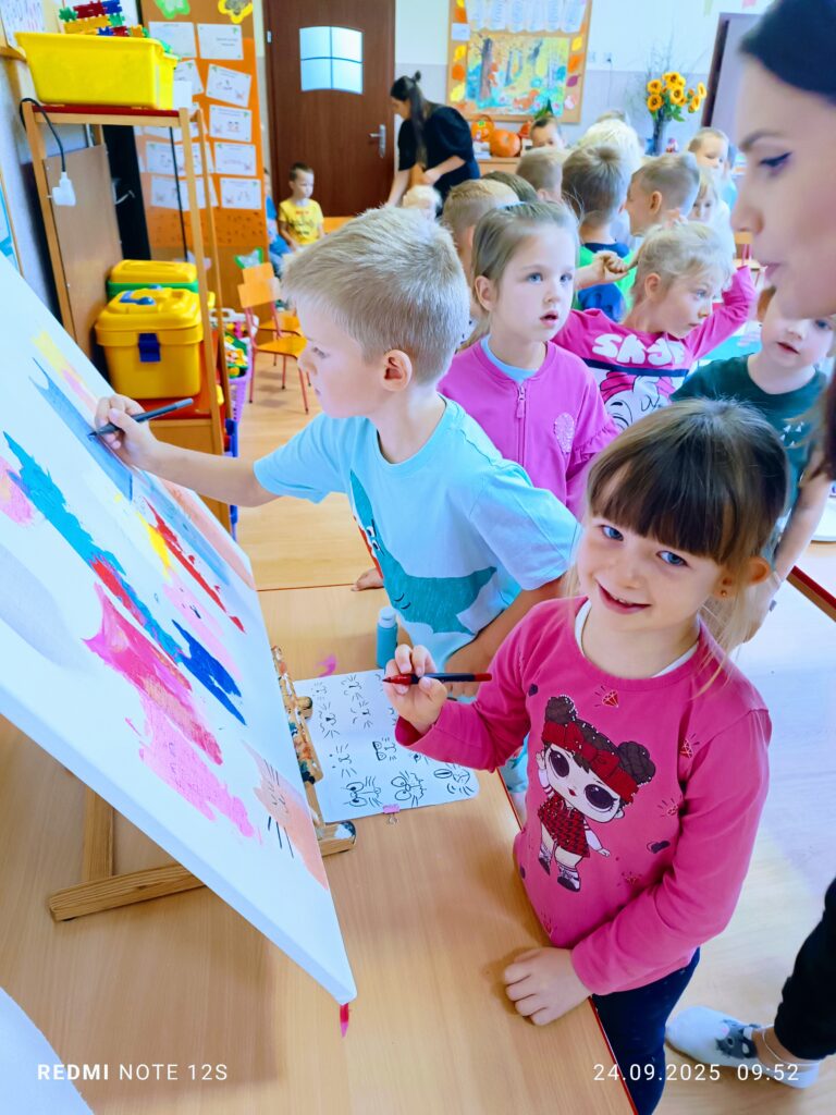 Warsztaty Malarskie w grupie Motylki