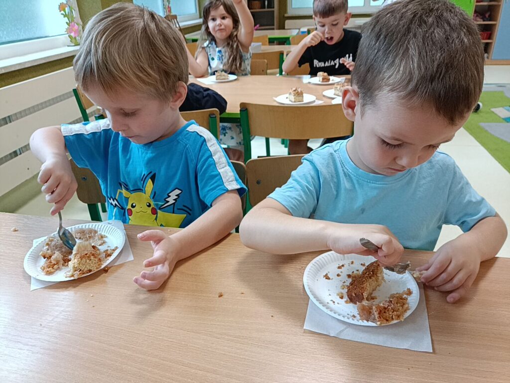 DZIEŃ JABŁUSZKA - GRUPA TYGRYSKI 