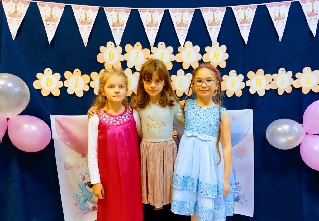 Obchody Dnia Dziewczynek w grupie "Motylki".