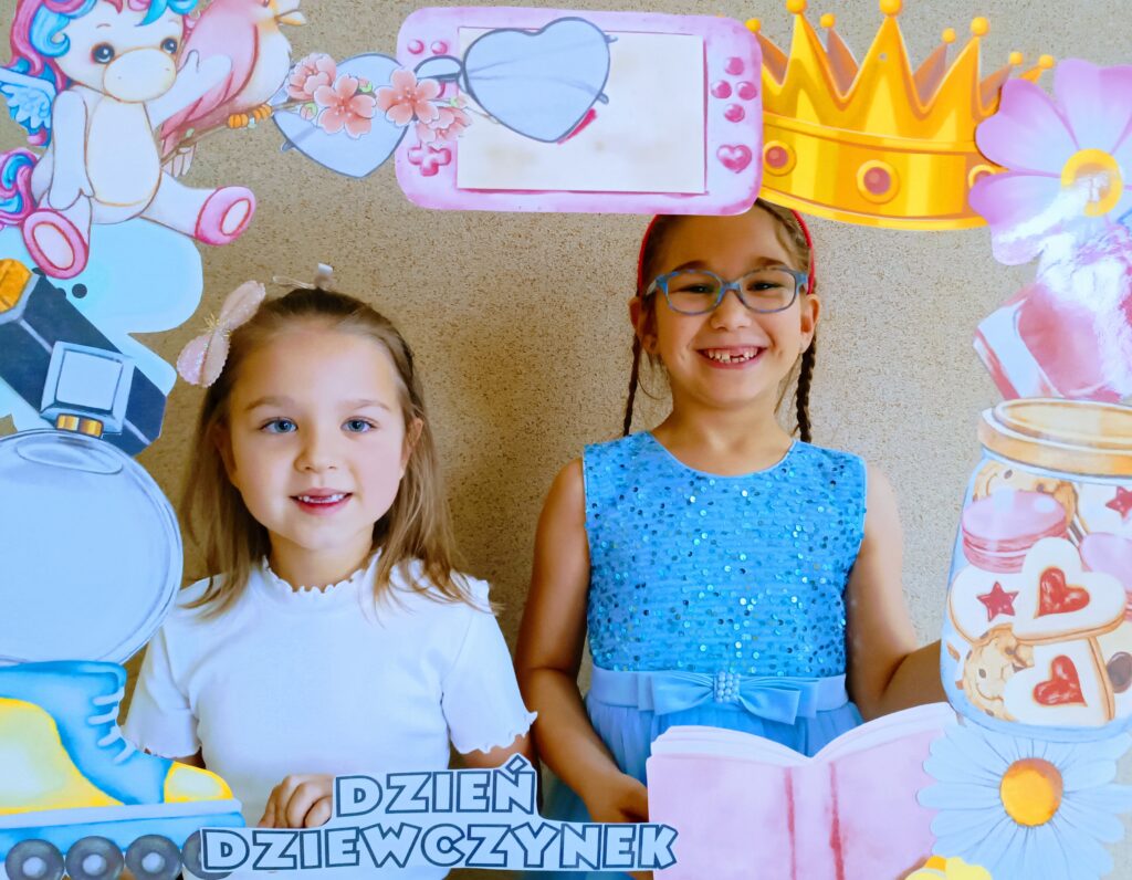 Obchody Dnia Dziewczynek w grupie "Motylki".