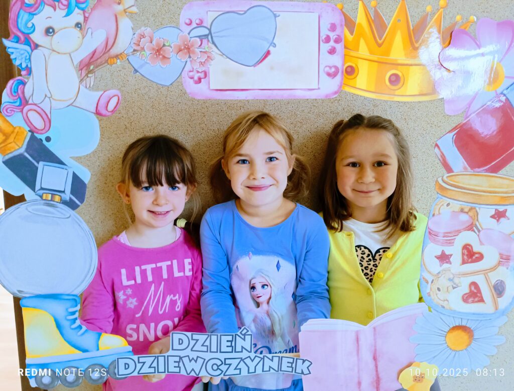 Obchody Dnia Dziewczynek w grupie "Motylki".