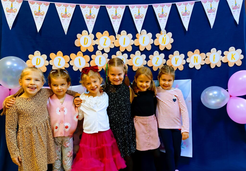 Obchody Dnia Dziewczynek w grupie "Motylki".