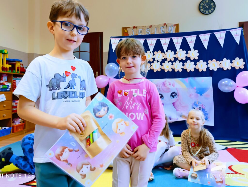 Obchody Dnia Dziewczynek w grupie "Motylki".