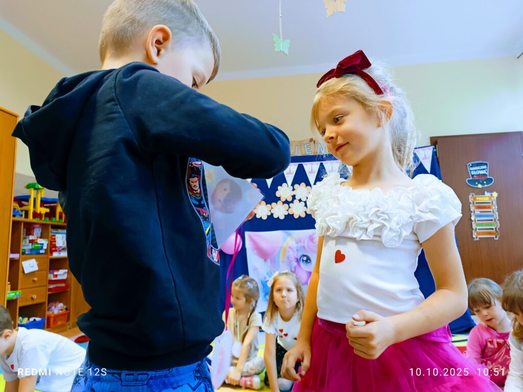 Obchody Dnia Dziewczynek w grupie "Motylki".