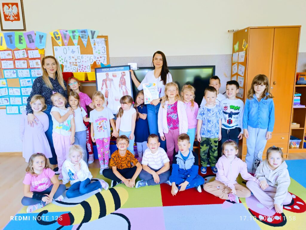 Ruch to zdrowie! Spotkanie z Panią Fizjoterapeutką w ramach realizacji projektu pt. "Przedszkole Promujące Zdrowie"