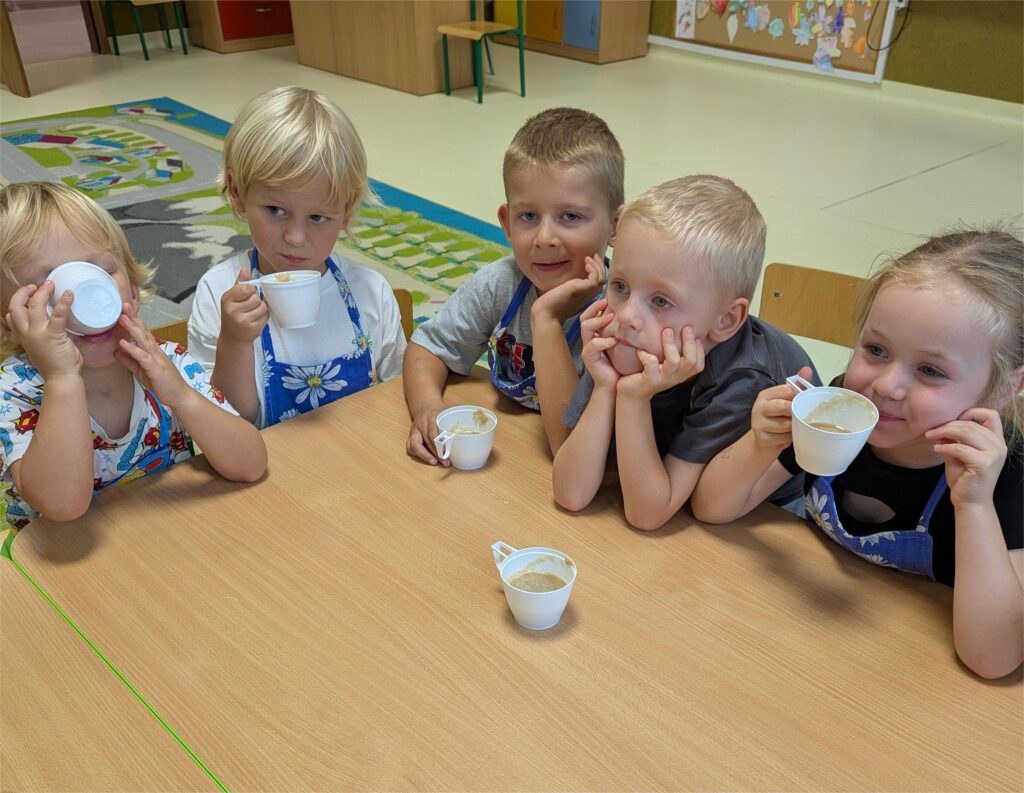 DZIEŃ JABŁUSZKA - GRUPA TYGRYSKI 