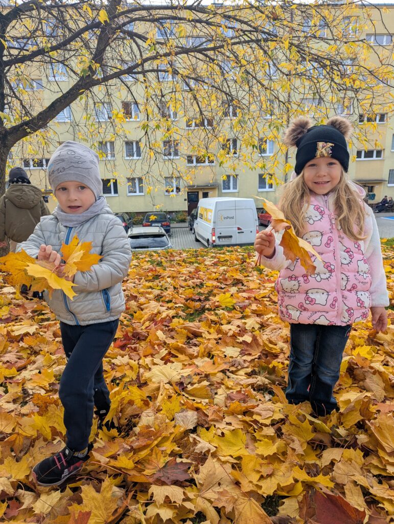 JESIENNE ZABAWY  - GRUPA TYGRYSKI 