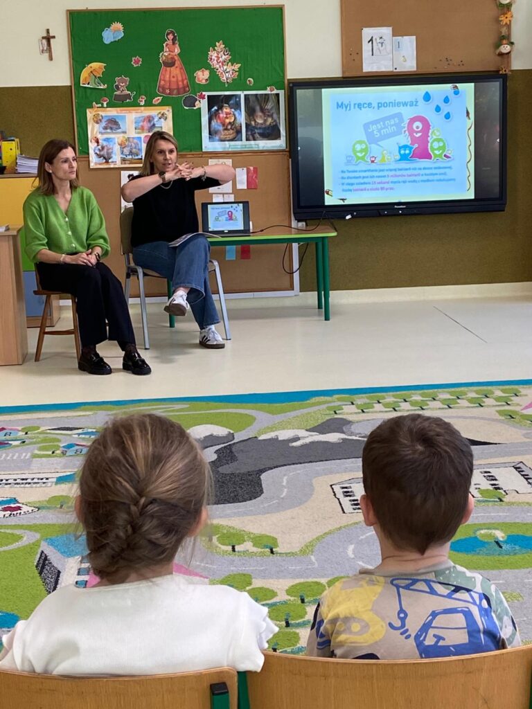 Pogadanka z Paniami z Sanepidu na temat zdrowego stylu życia.