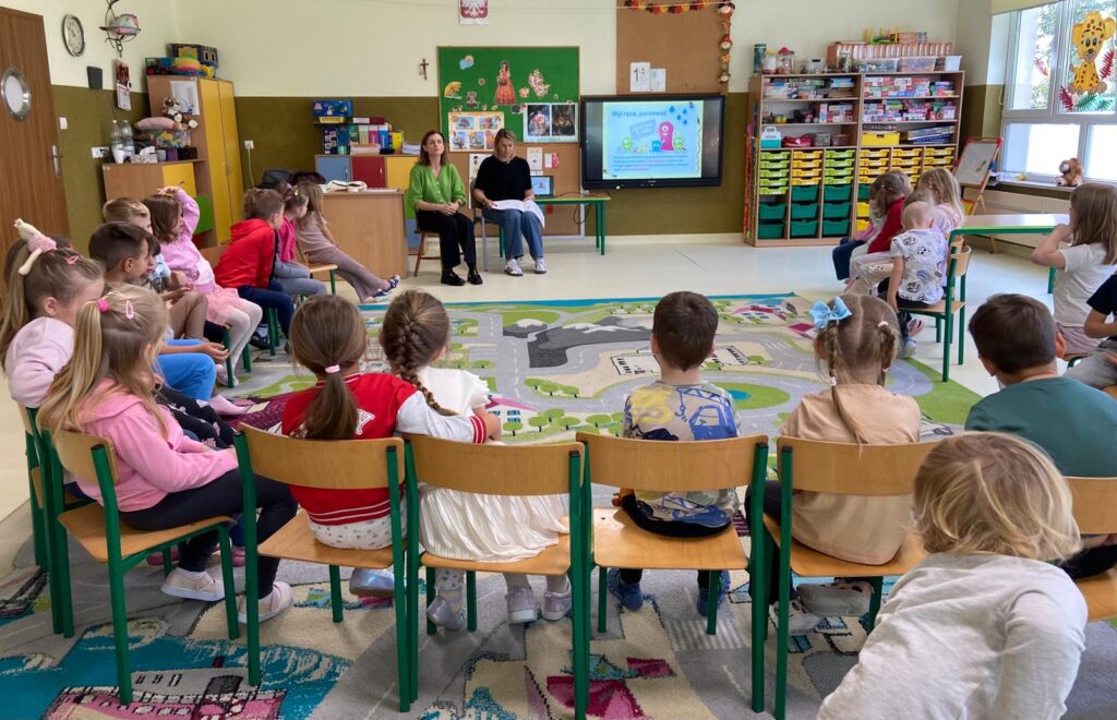 Pogadanka z Paniami z Sanepidu na temat zdrowego stylu życia.