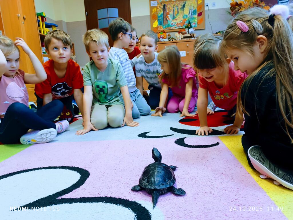 "Motylki" były niezwykle szczęśliwe z wizyty wyjątkowego gościa "Tuptusia".