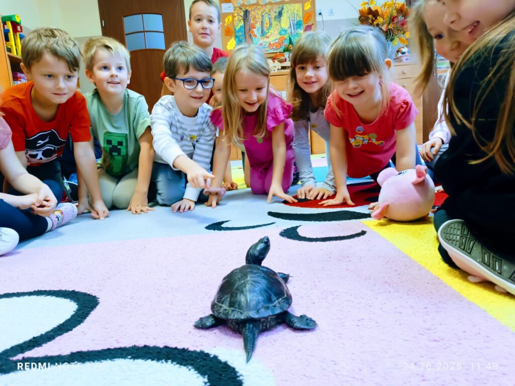 "Motylki" były niezwykle szczęśliwe z wizyty wyjątkowego gościa "Tuptusia".