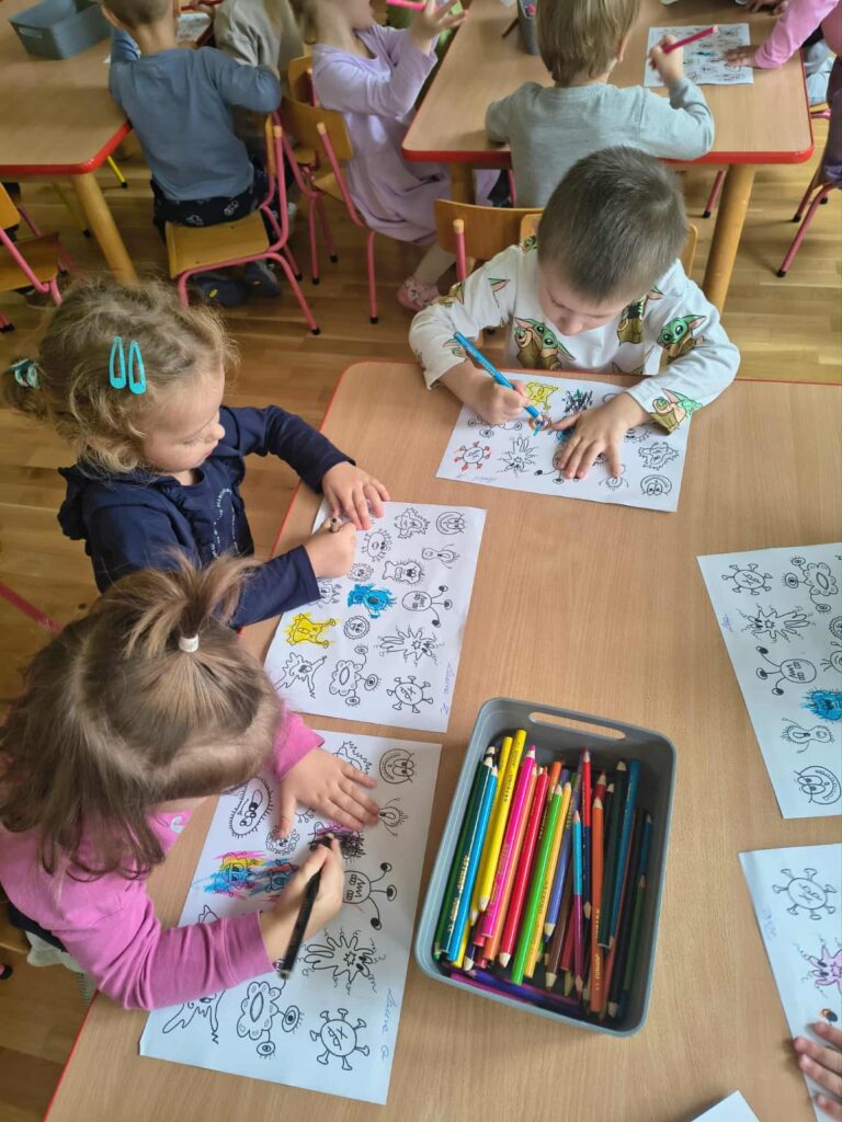 Spotkanie z Paniami z Sanepidu. Prelekcje na temat zdrowego trybu życia.