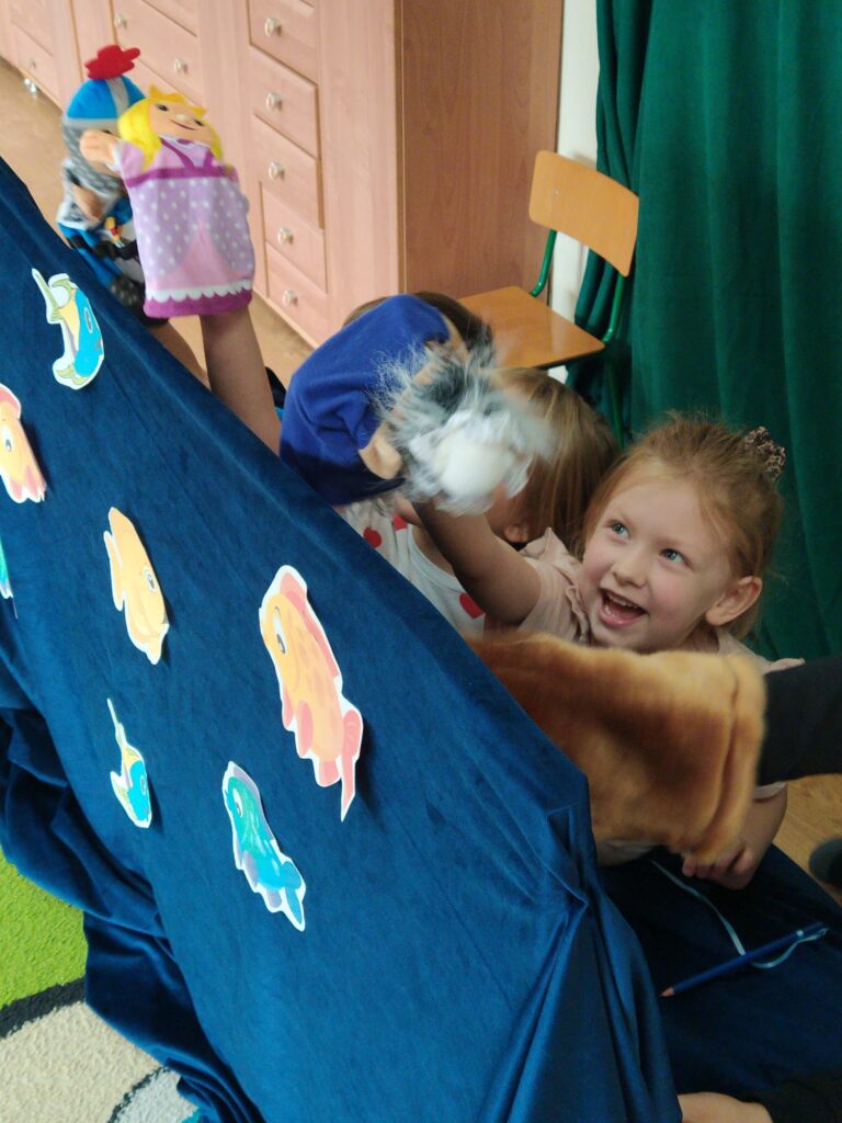 Savoir Vivre w teatrze.