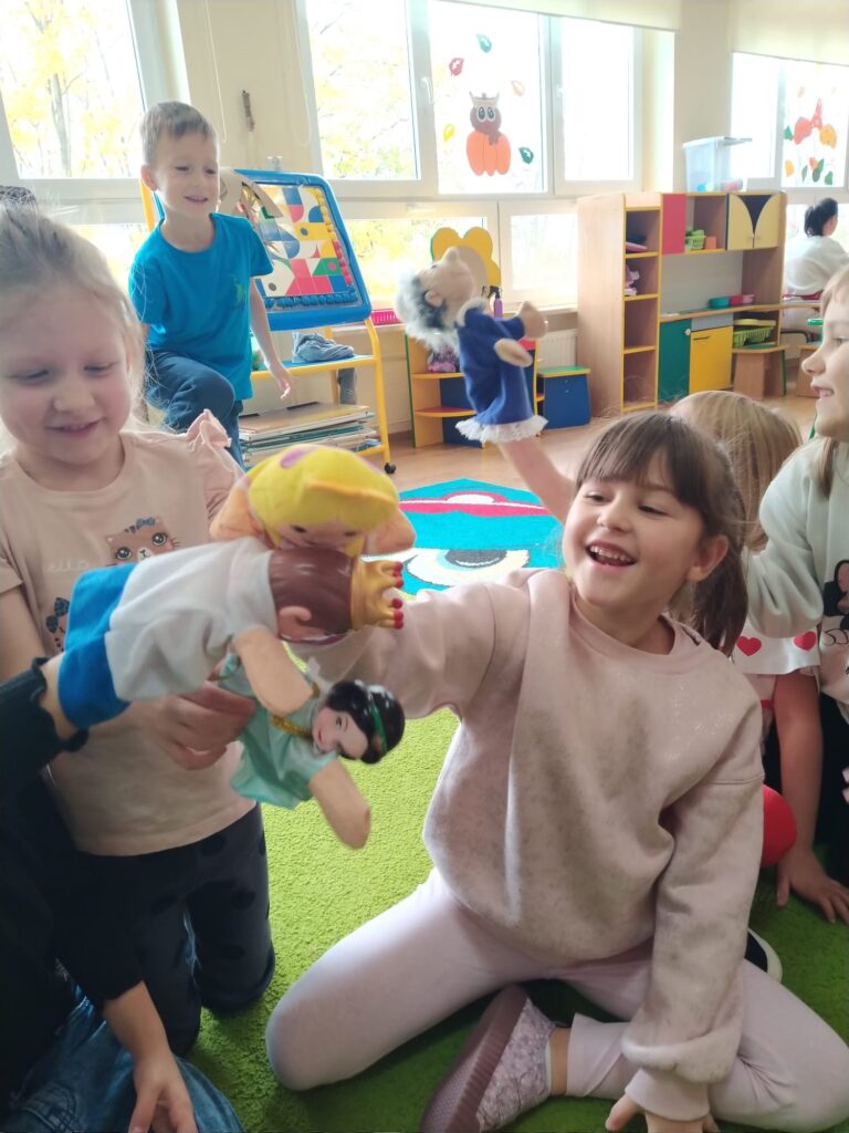 Savoir Vivre w teatrze.