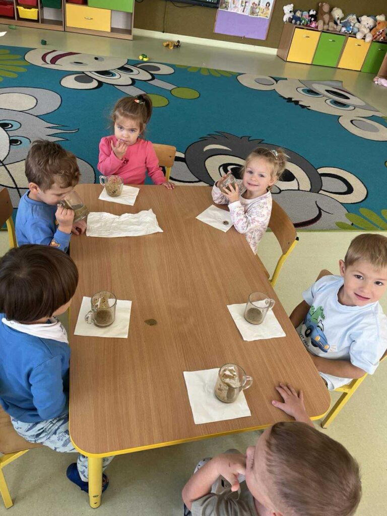 Owocowy mus grupa "Sówki''