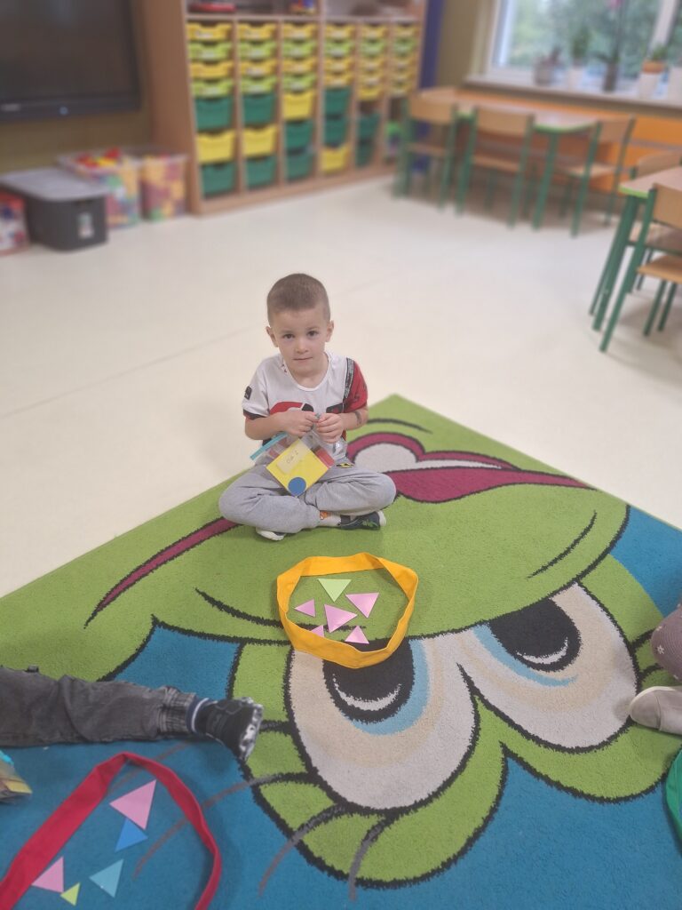 PROJEKT: 20 MINUT DLA MATEMATYKI - GRUPA ŻYRAFKI