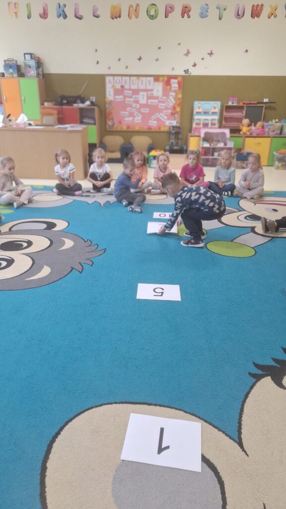 PROJEKT: 20 MINUT DLA MATEMATYKI - GRUPA ŻYRAFKI