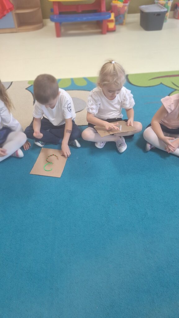 PROJEKT: 20 MINUT DLA MATEMATYKI - GRUPA ŻYRAFKI