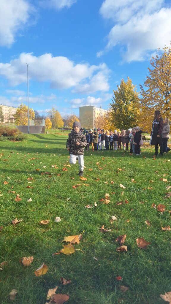 "TRZYMAJ FORMĘ" - GRUPA ŻYRAFKI