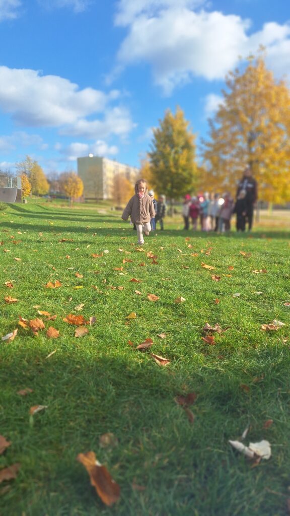 "TRZYMAJ FORMĘ" - GRUPA ŻYRAFKI
