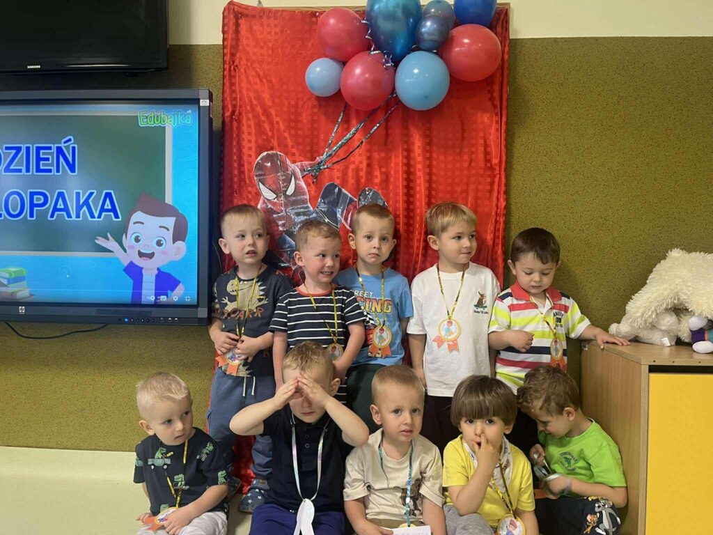 "Dzień chłopaka" grupa "Sówki"