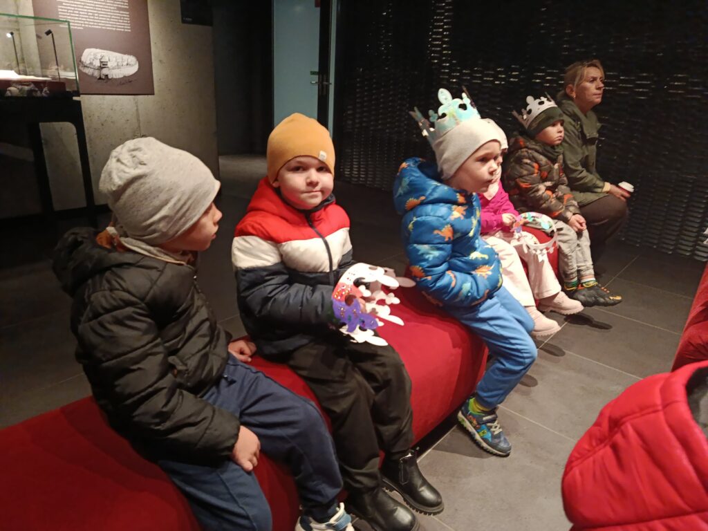 WYCIECZKA DO MUZEUM ARCHEOLOGICZNEGO W WIŚLICY  - GRUPA ŻYRAFKI 