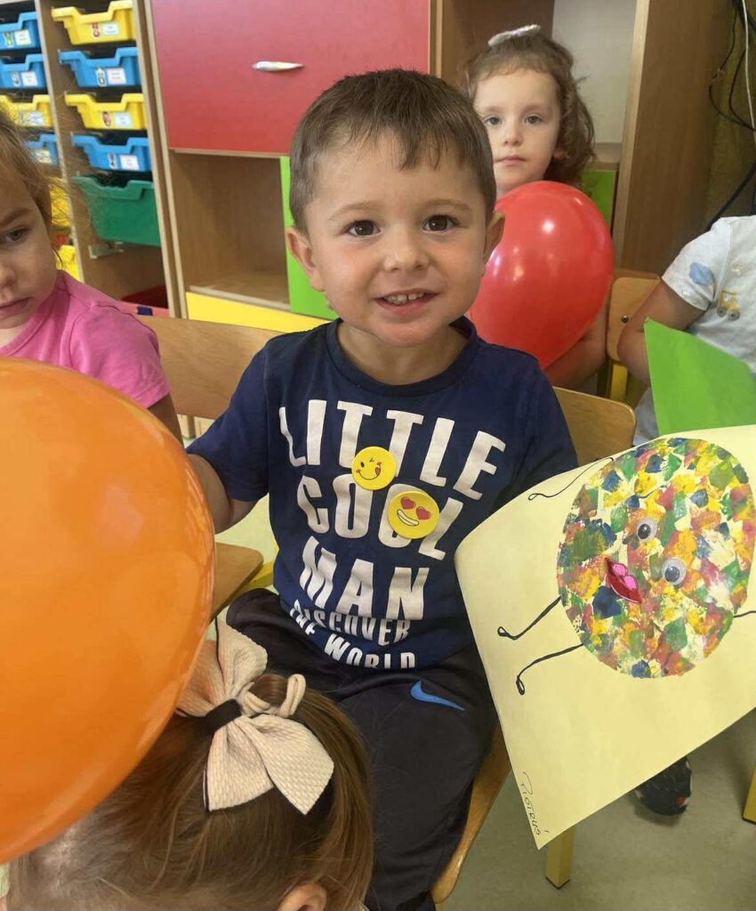 ''Dzień Kropki" grupa "Sówki"