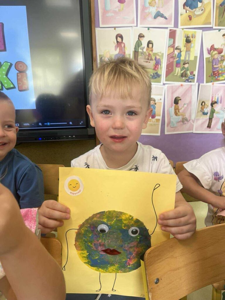 ''Dzień Kropki" grupa "Sówki"