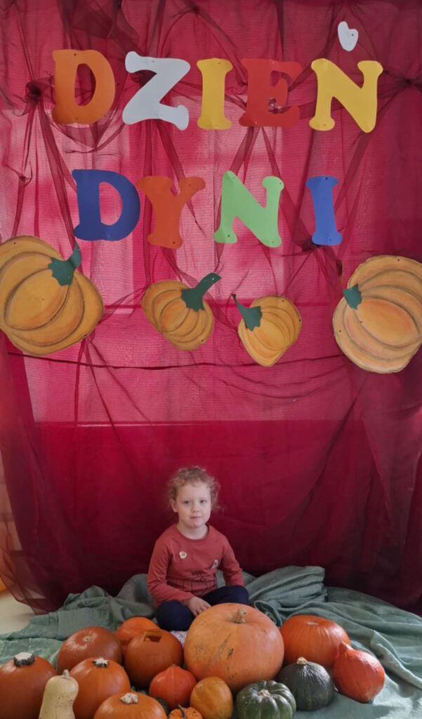 DZIEŃ DYNI - GRUPA PAPUGI