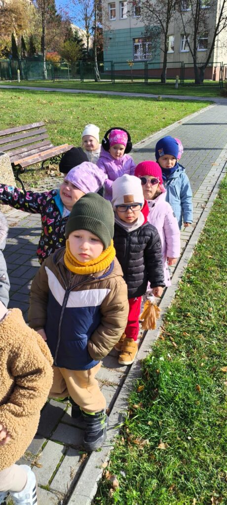 Jesienne zabawy na świeżym powietrzu